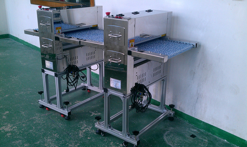 薄膜開(kāi)關(guān)印刷前除塵機(jī)